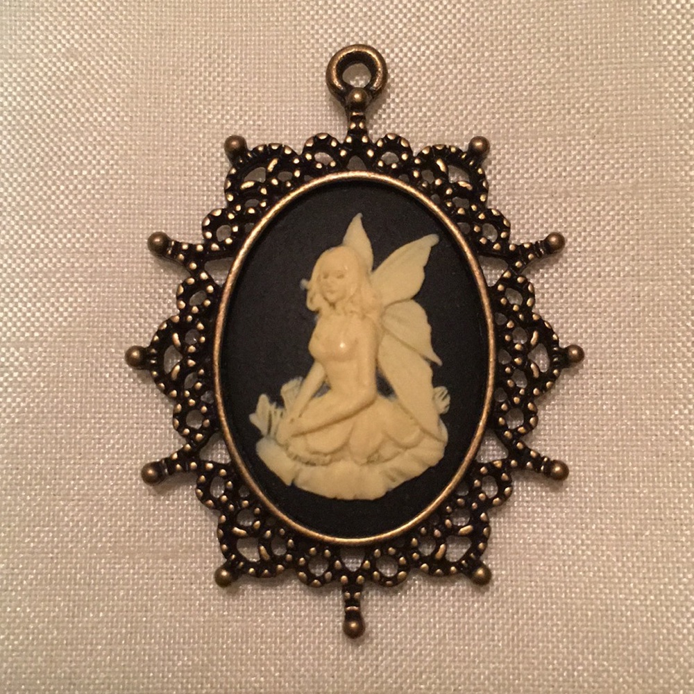 Fairy cameo pendant